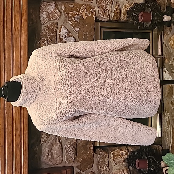 32° Degrees Soft Sheepa Slip Over Jacket Size S - Picture 1 of 9